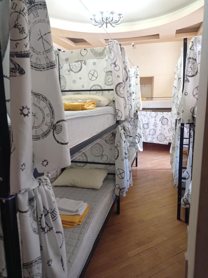 Sun City Hostel Yerevan Ngoại thất bức ảnh