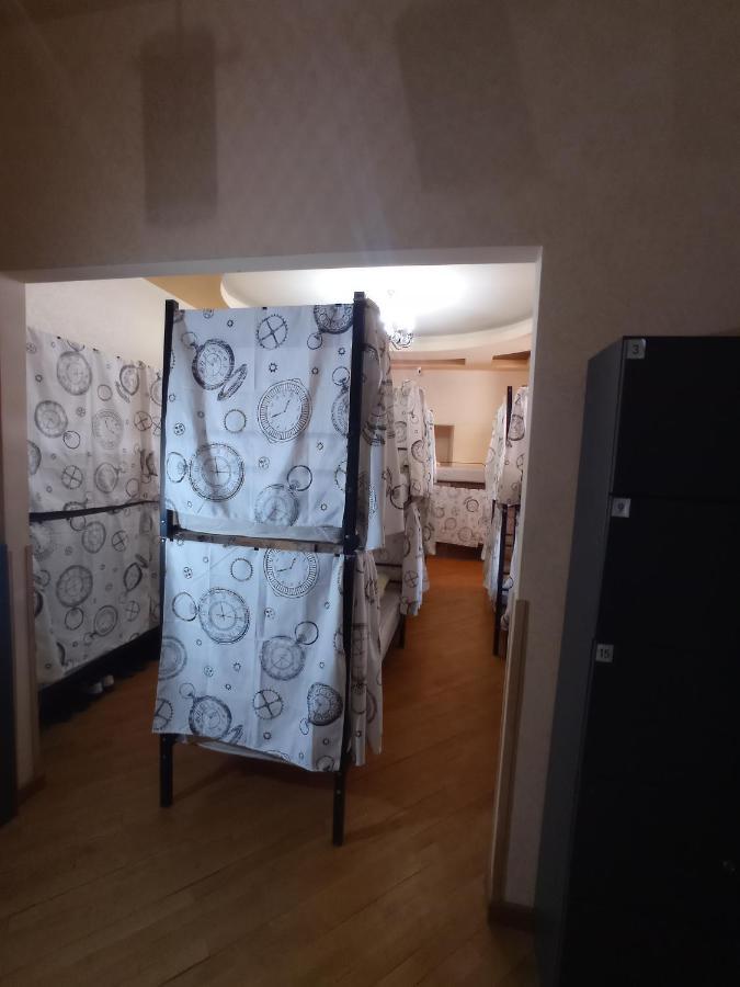 Sun City Hostel Yerevan Ngoại thất bức ảnh