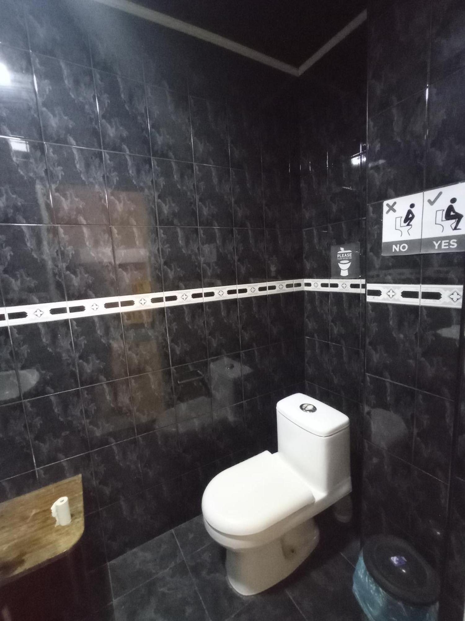 Sun City Hostel Yerevan Ngoại thất bức ảnh